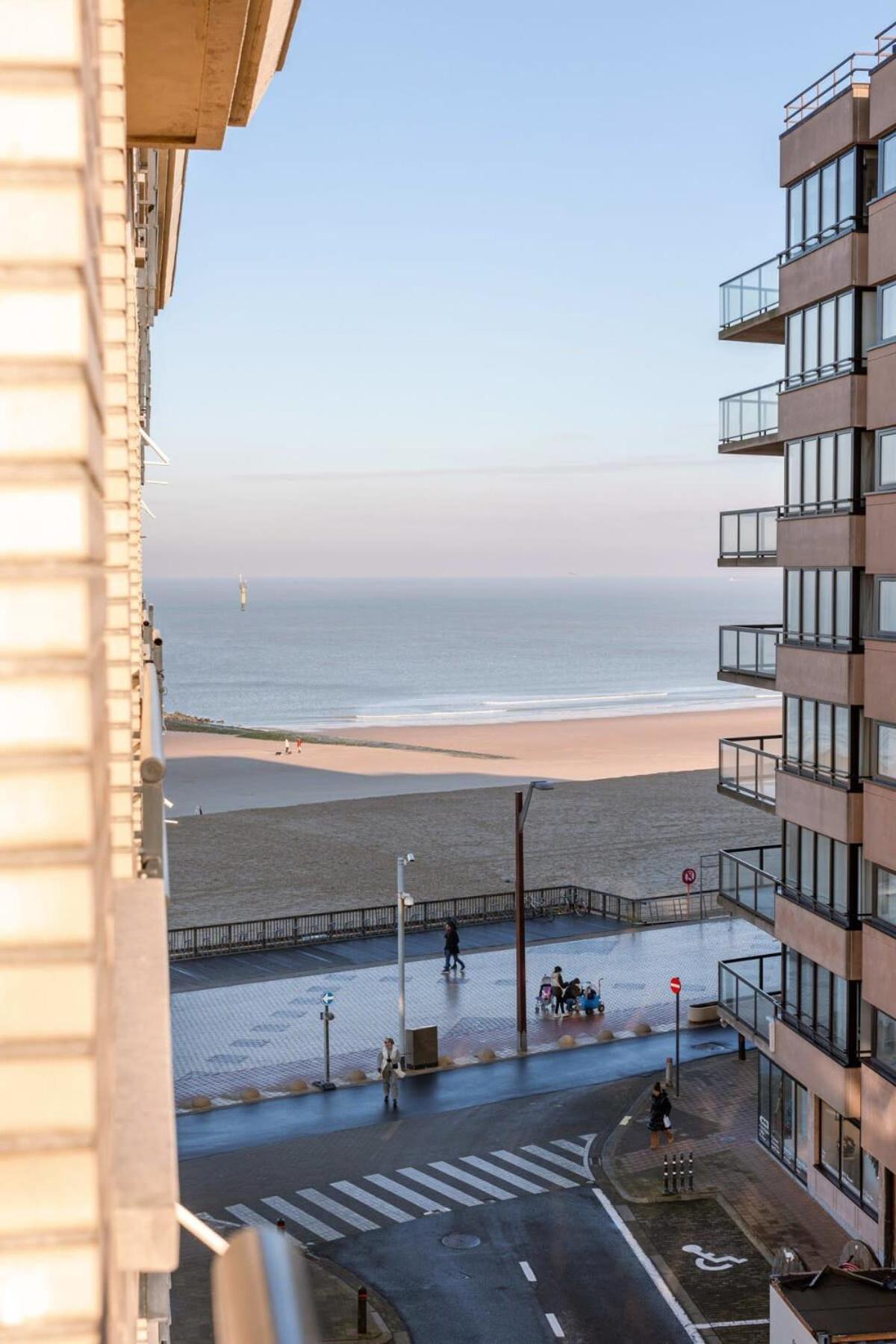 Huswell - Beautiful And Spacious Studio With Side Seaview Knokke-Heist Exterior foto